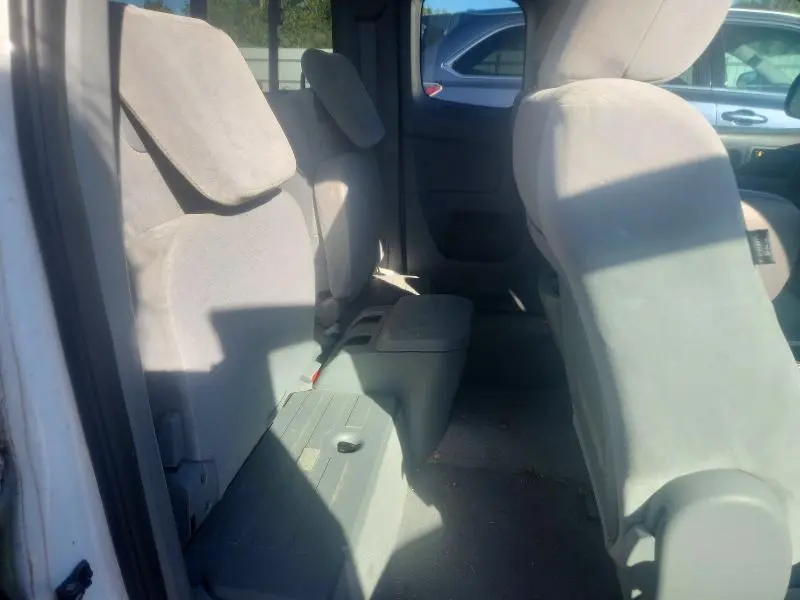 2010 TOYOTA TACOMA BASE  