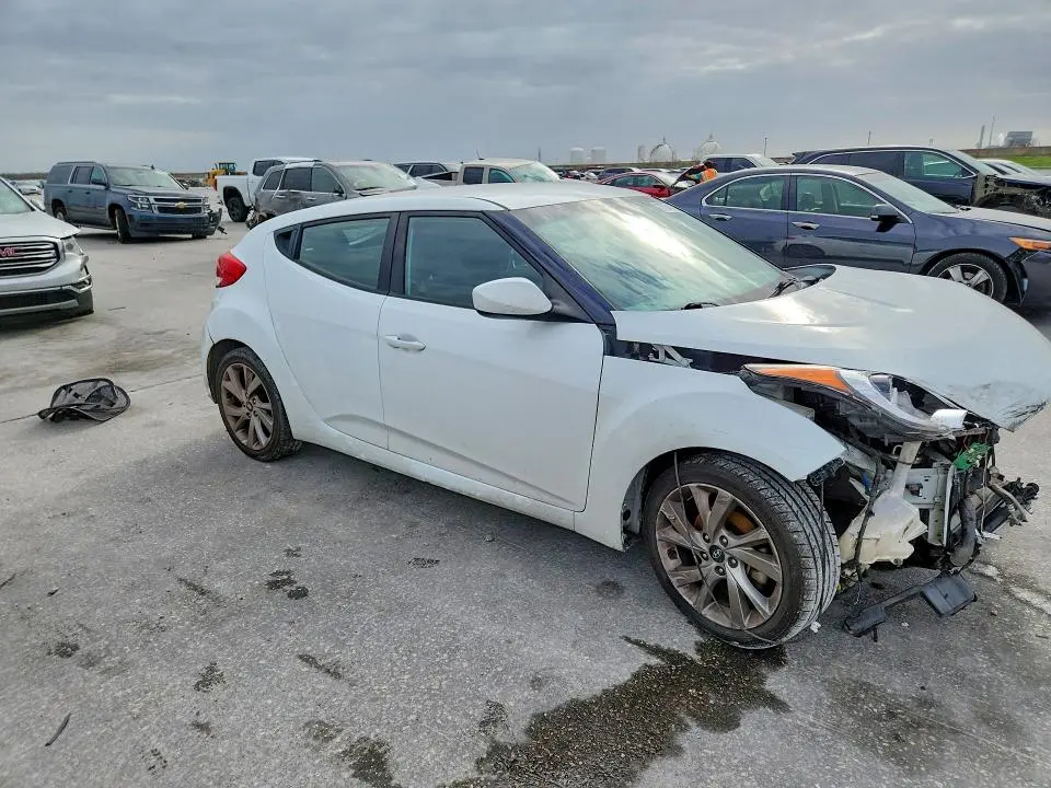 2017 HYUNDAI VELOSTER   