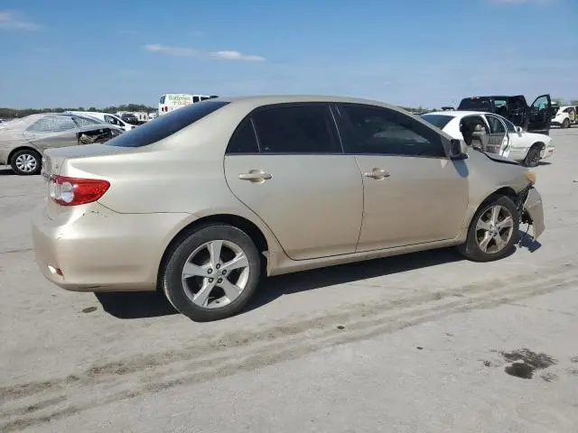 2013 TOYOTA COROLLA BASE  