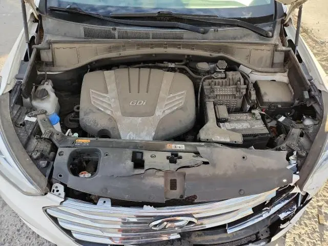 2016 HYUNDAI SANTA FE SE  