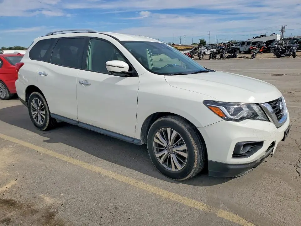 2019 NISSAN PATHFINDER SL  