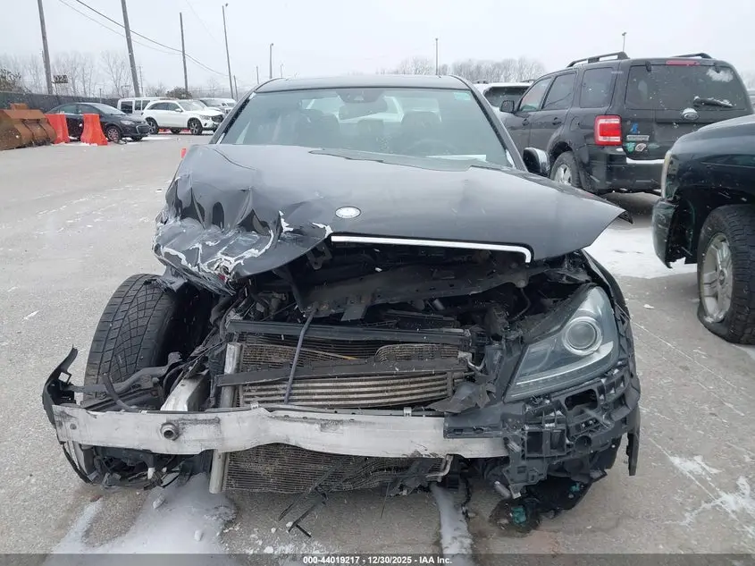 2012 MERCEDES-BENZ C 63 AMG  
