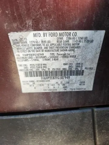 2015 FORD TAURUS SEL  
