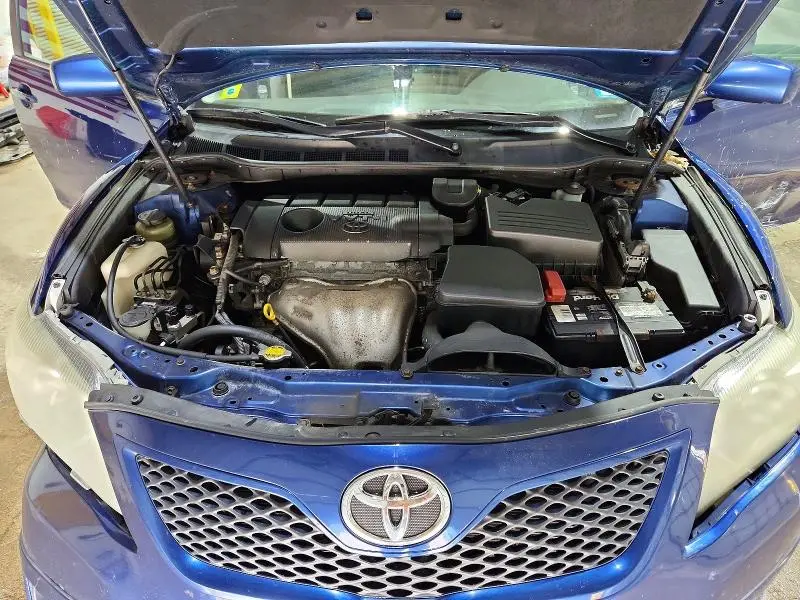 2011 TOYOTA CAMRY SE  