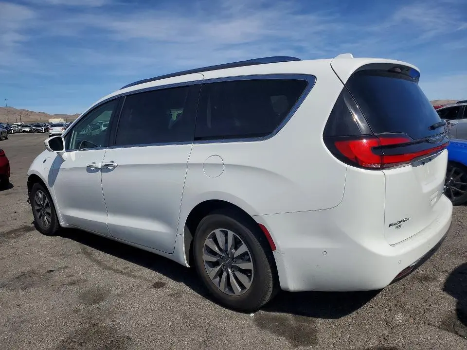 2021 CHRYSLER PACIFICA HYBRID TOURING L  