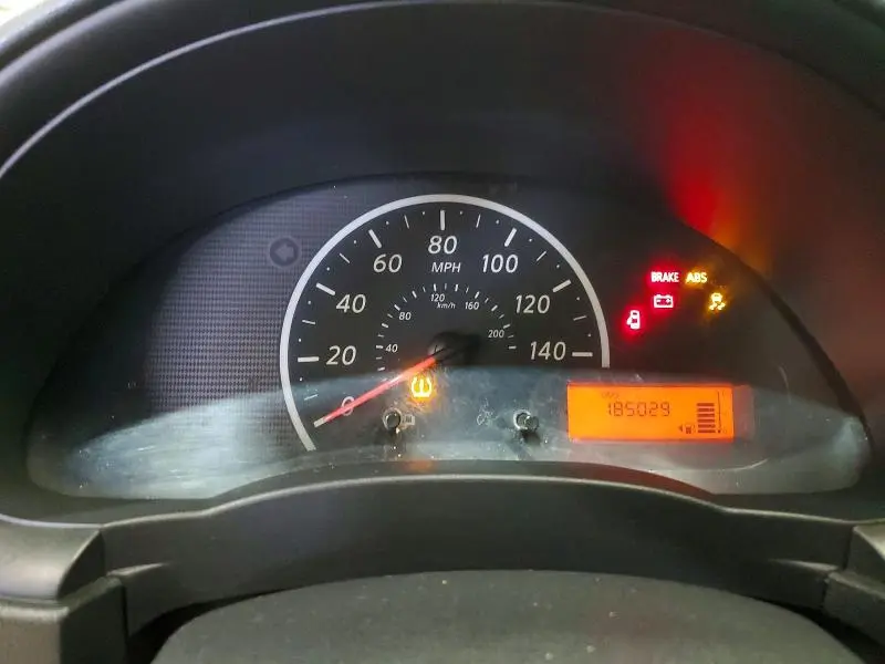 2013 NISSAN VERSA 1.6 S  