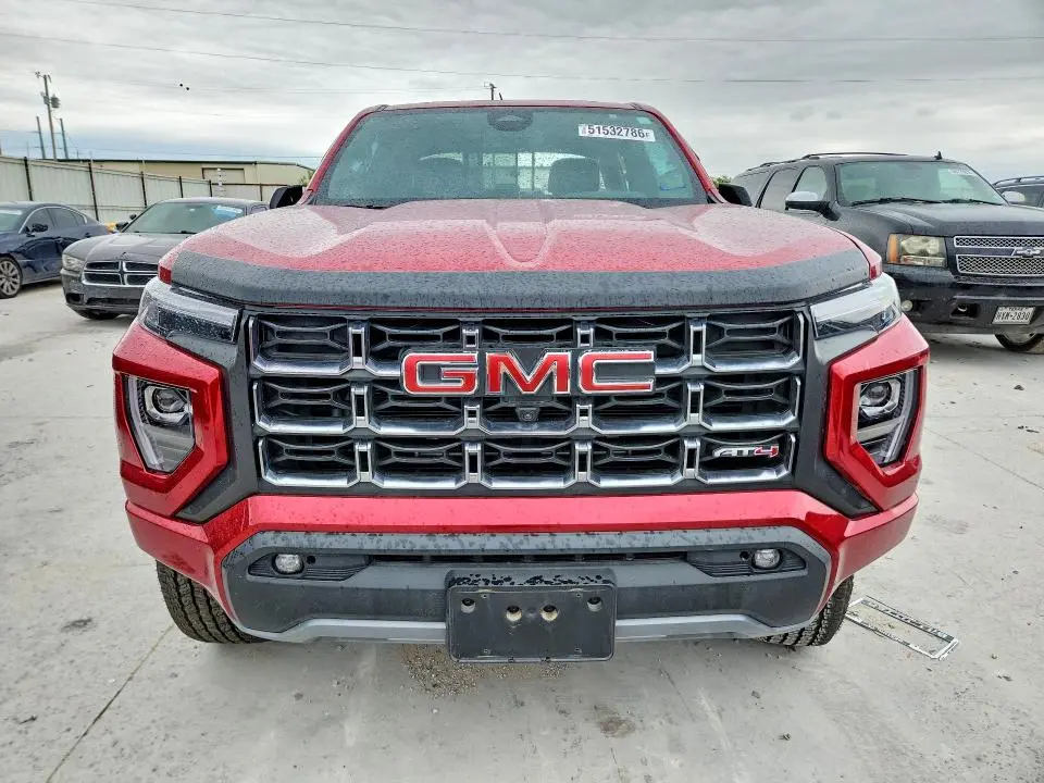 2024 GMC CANYON AT4  