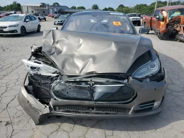 2016 TESLA MODEL S   