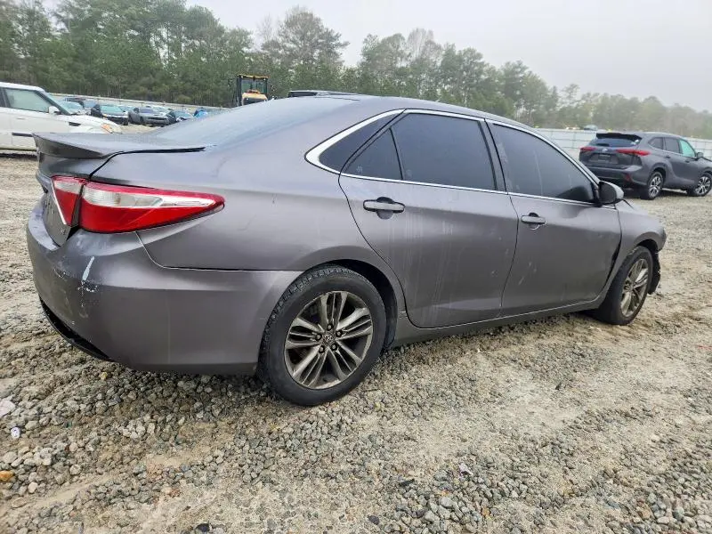 2015 TOYT CAMRY SE   