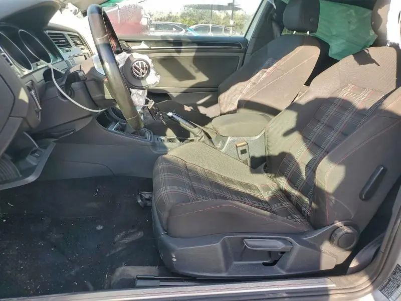 2016 VOLKSWAGEN GTI S/SE  