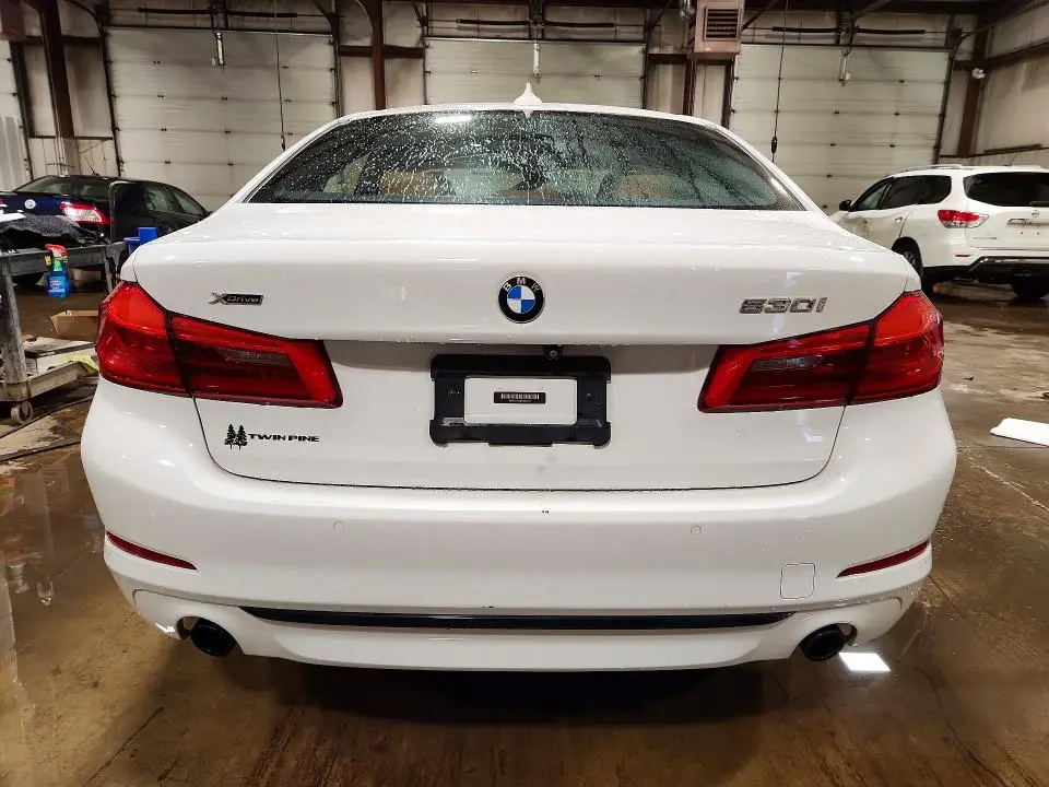 2020 BMW 530 XI  