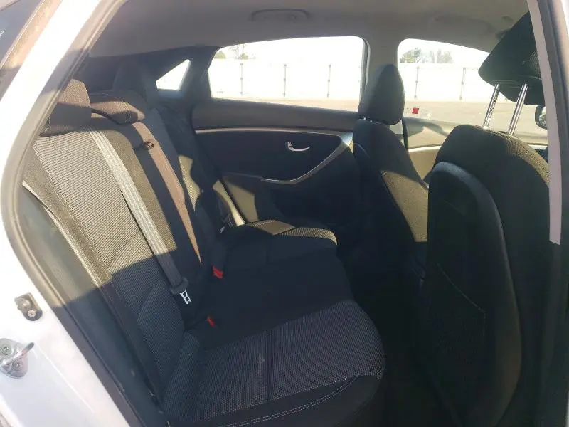 2016 HYUNDAI ELANTRA GT BASE  
