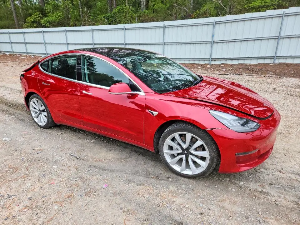 2018 TESLA MODEL 3   