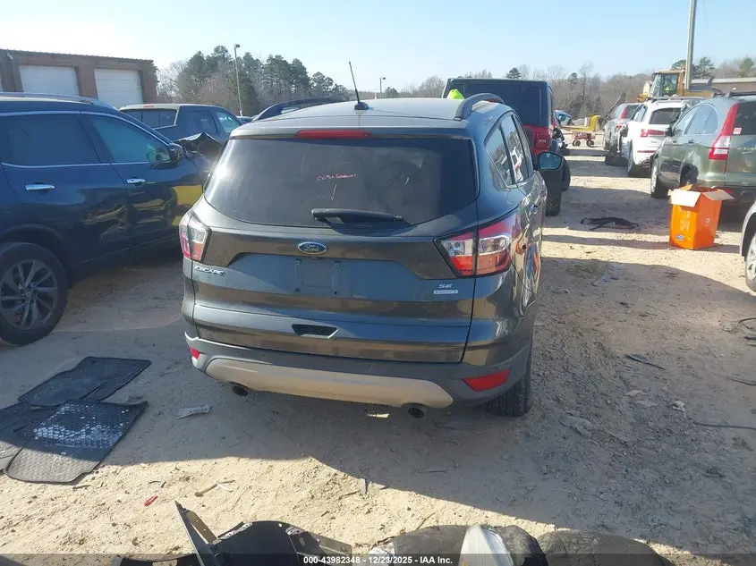 2018 FORD ESCAPE SE