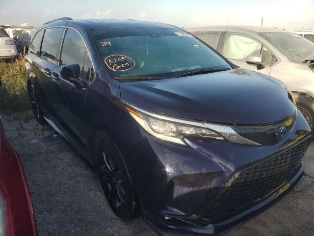 2022 TOYOTA SIENNA XSE