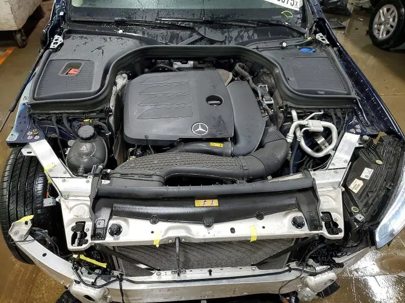 2021 MERCEDES-BENZ GLC 300 4MATIC  