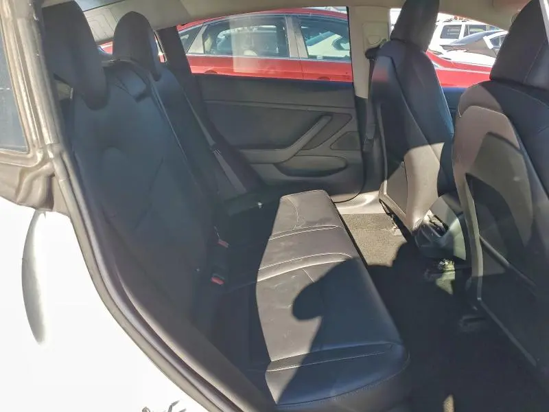 2017 TESLA MODEL 3   