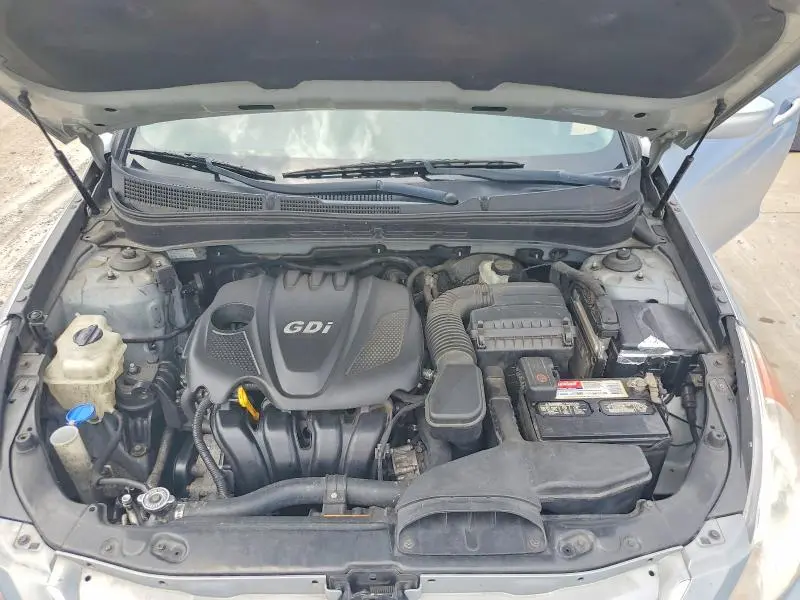 2011 HYUNDAI SONATA GLS  