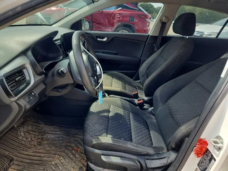 2023 KIA RIO LX  
