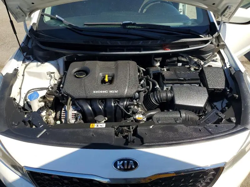 2017 KIA FORTE LX  