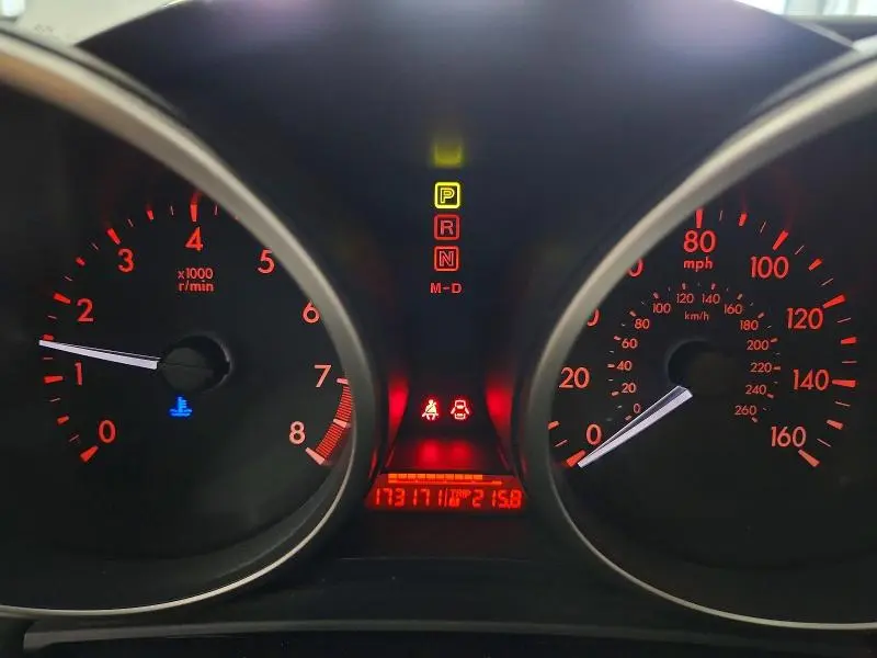 2011 MAZDA 3 I  