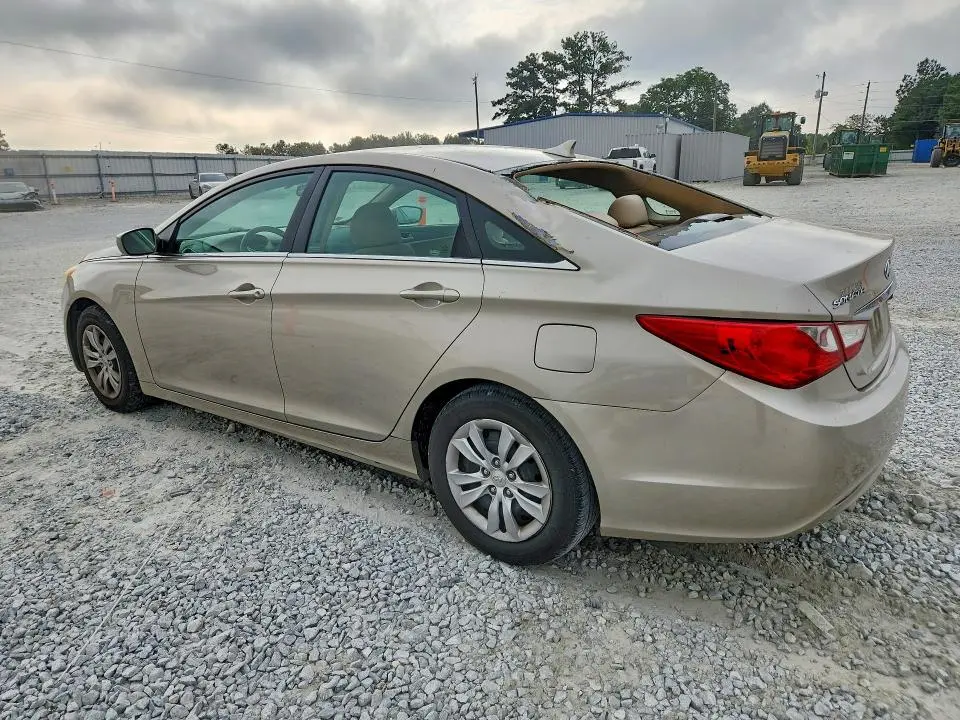 2011 HYUNDAI SONATA GLS  