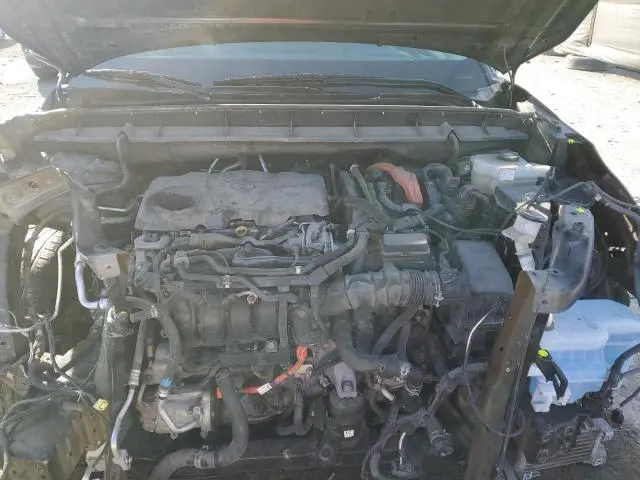 2020 TOYOTA HIGHLANDER HYBRID XLE  