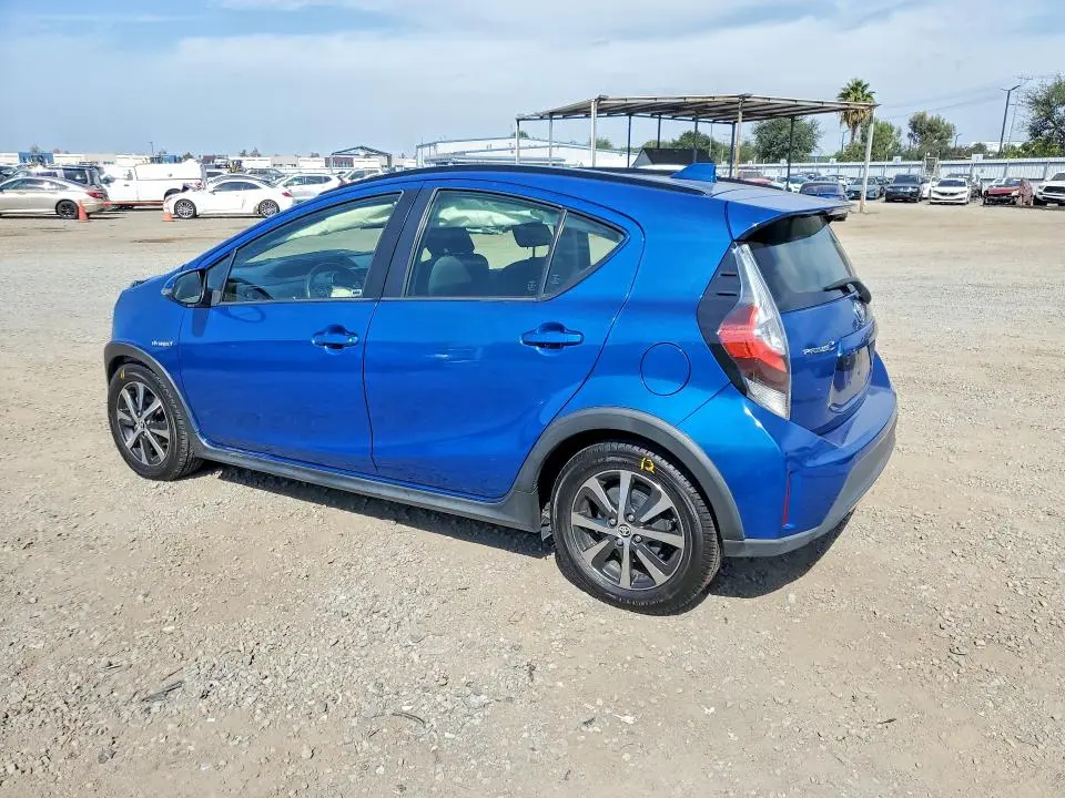2018 TOYOTA PRIUS C THREE  