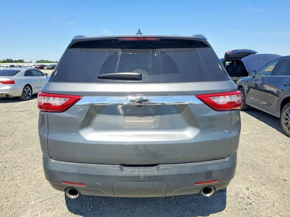 2020 CHEVROLET TRAVERSE LS  