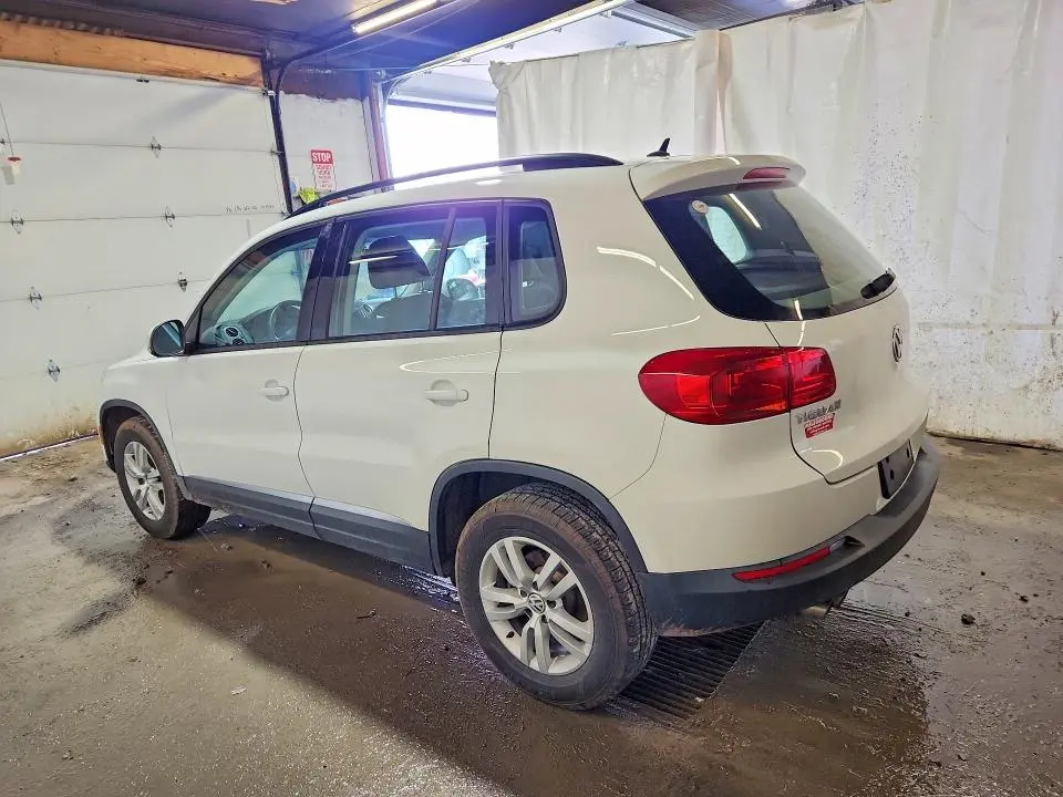 2016 VOLKSWAGEN TIGUAN   