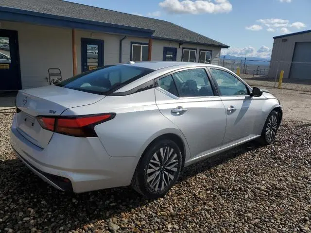 2024 NISSAN ALTIMA SV  