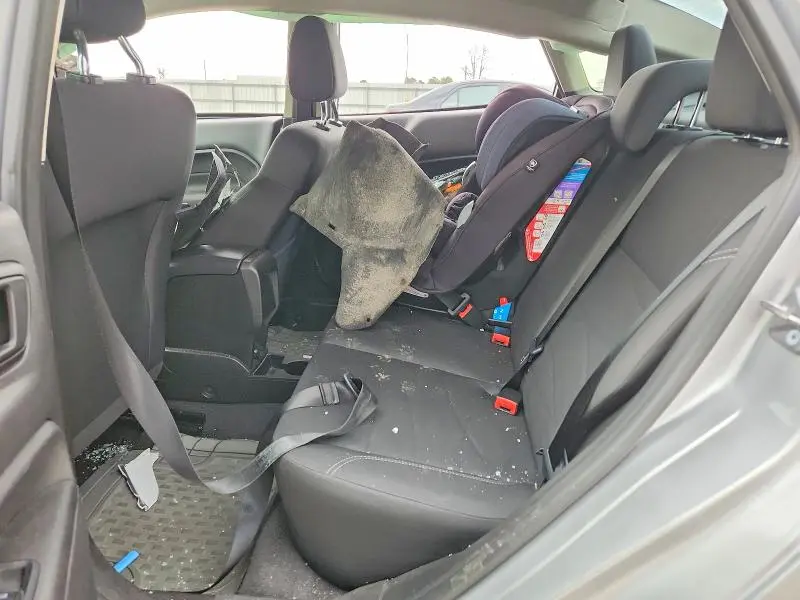 2018 FORD FIESTA SE  