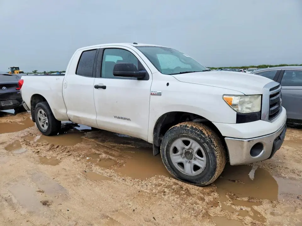 2013 TOYOTA TUNDRA DOUBLE CAB SR5  