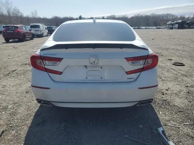 2018 HONDA ACCORD TOURING