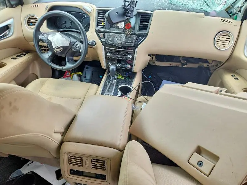 2020 NISSAN PATHFINDER SV  