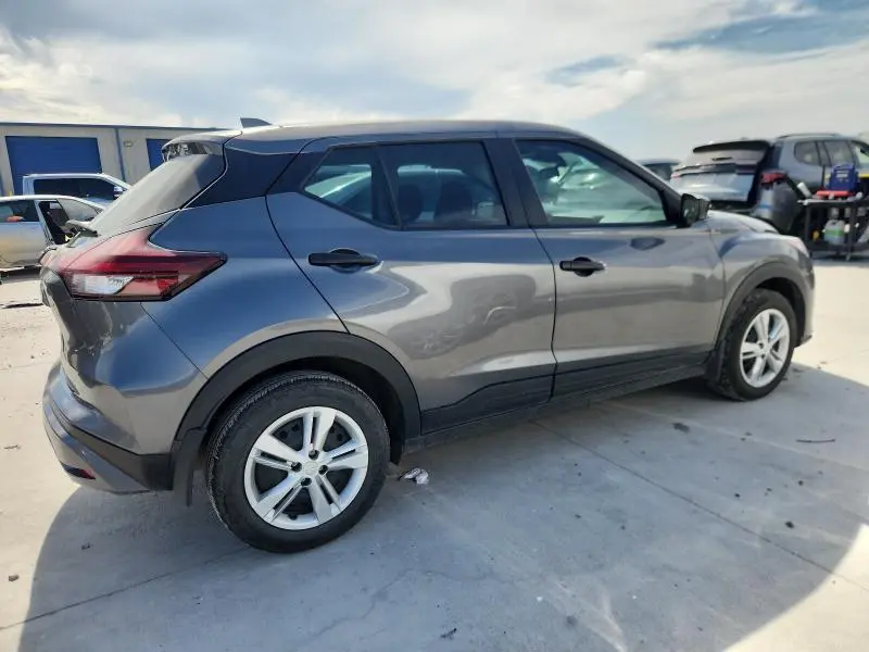 2024 NISSAN KICKS S  
