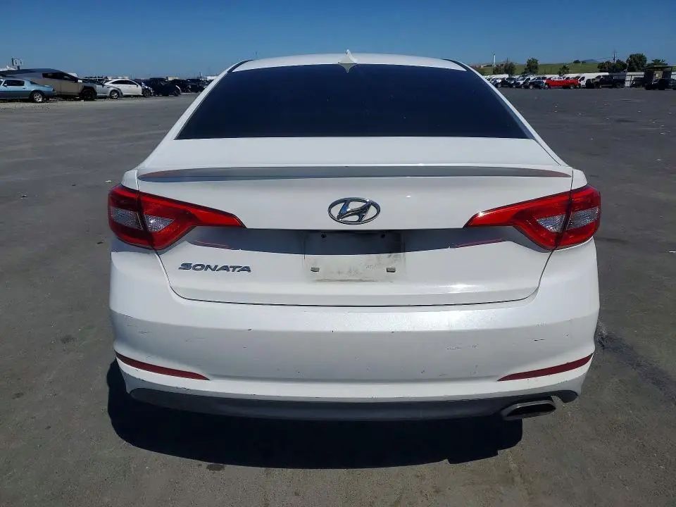 2016 HYUNDAI SONATA SE  