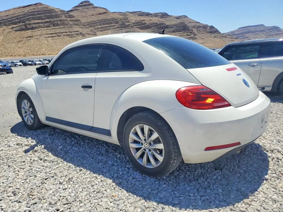 2013 VOLKSWAGEN BEETLE   