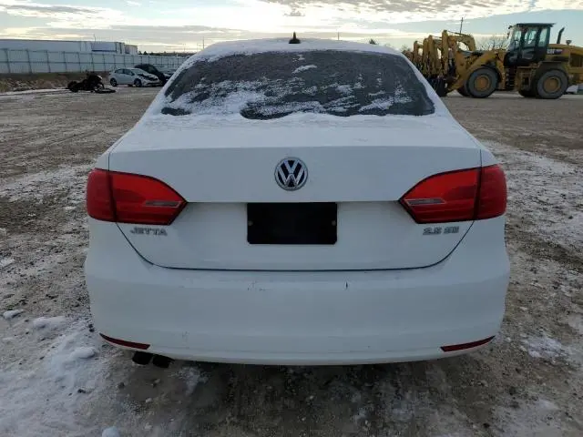 2011 VOLKSWAGEN JETTA SE  