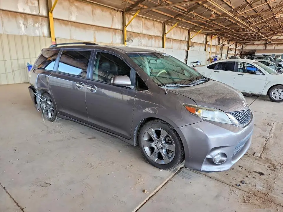 2014 TOYOTA SIENNA SPORT  