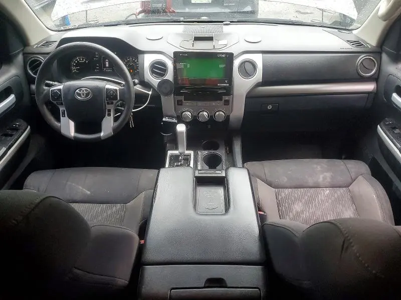 2018 TOYOTA TUNDRA SR5  
