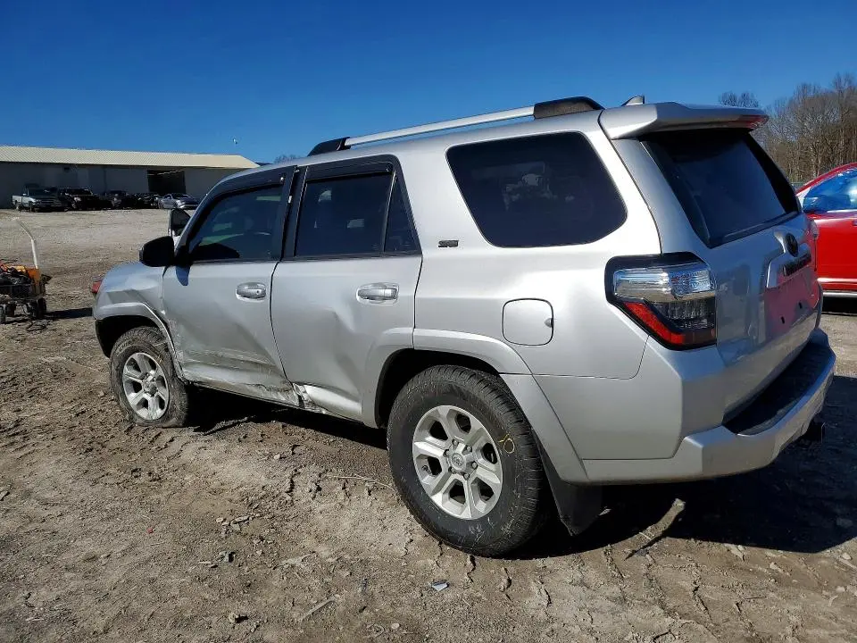 2019 TOYOTA 4RUNNER SR5  