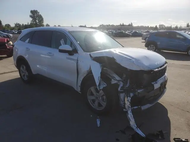 2025 KIA SORENTO LX  