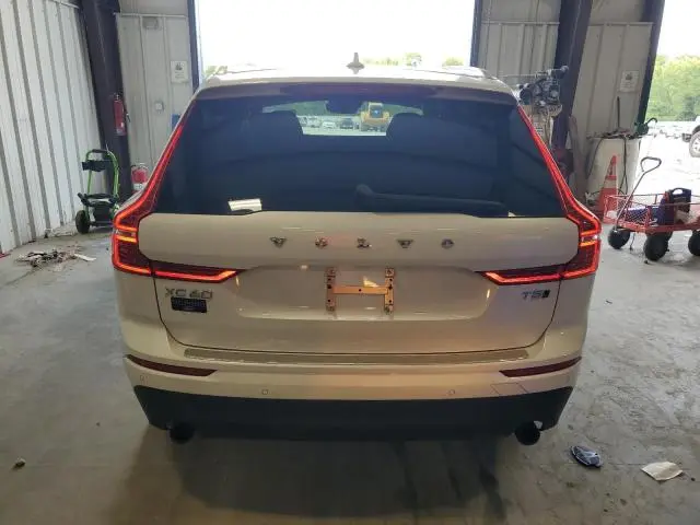 2018 VOLVO XC60 T5  