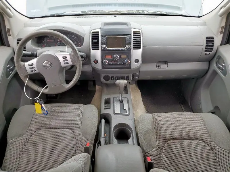 2015 NISSAN FRONTIER S  