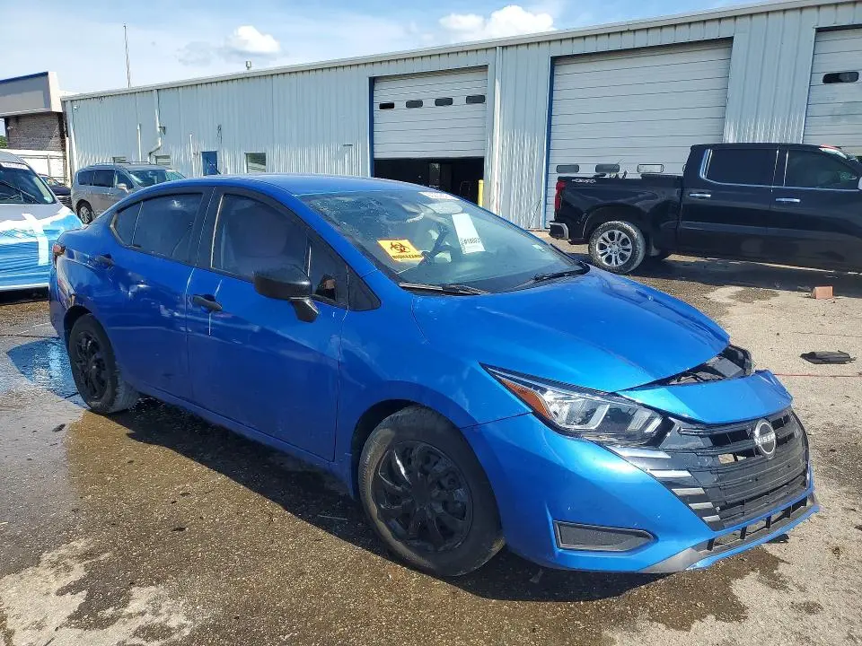 2023 NISSAN VERSA S  