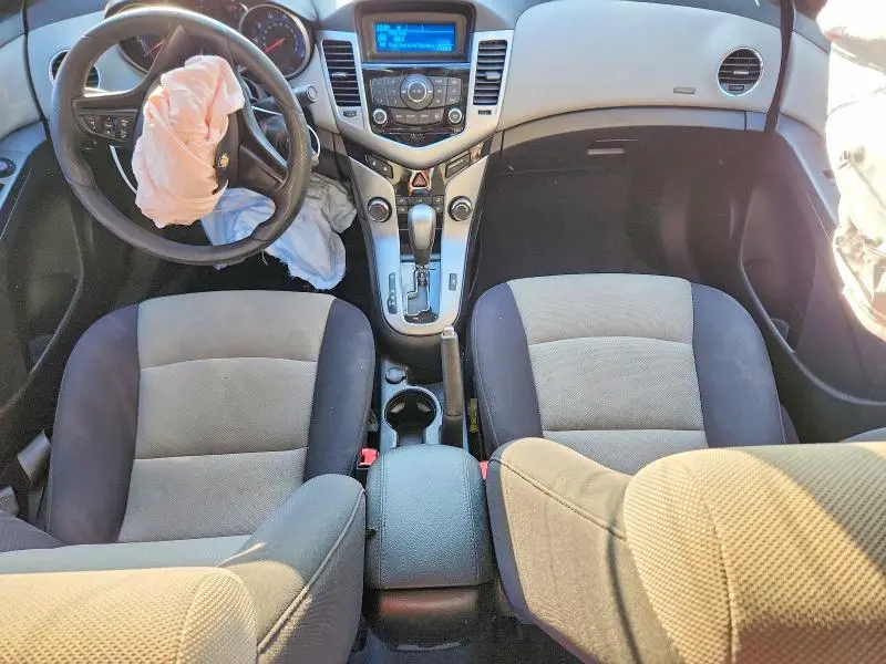 2013 CHEVROLET CRUZE LS  