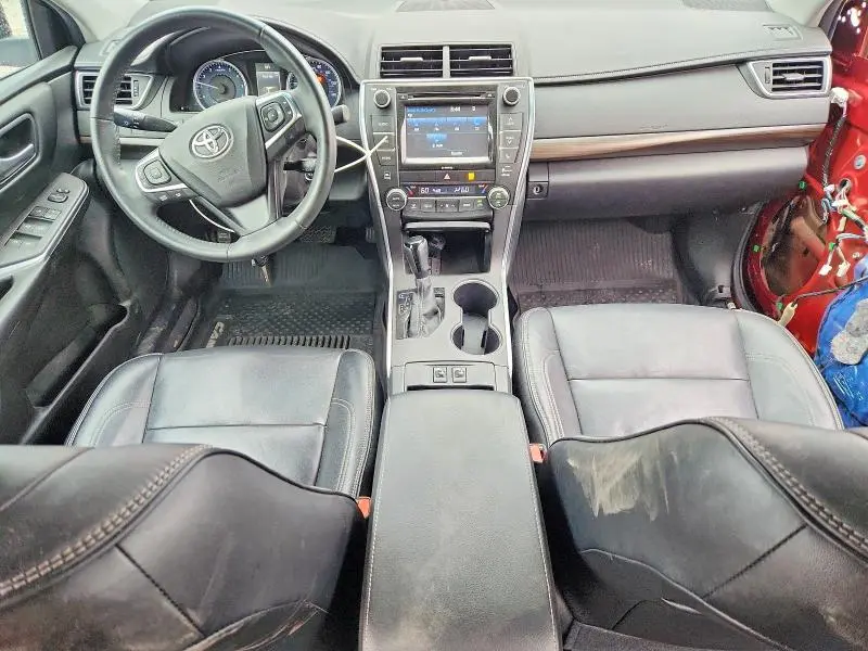 2017 TOYOTA CAMRY XLE  