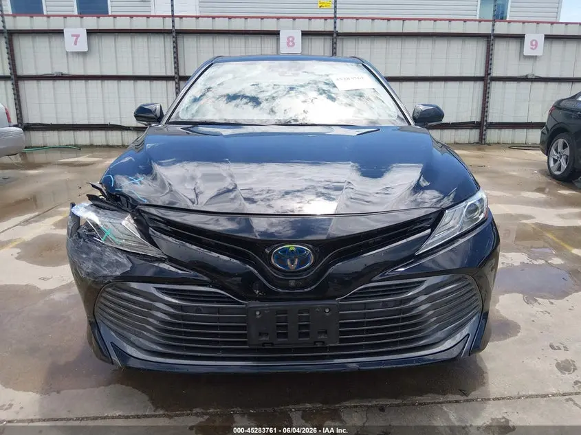 2020 TOYOTA CAMRY XLE HYBRID