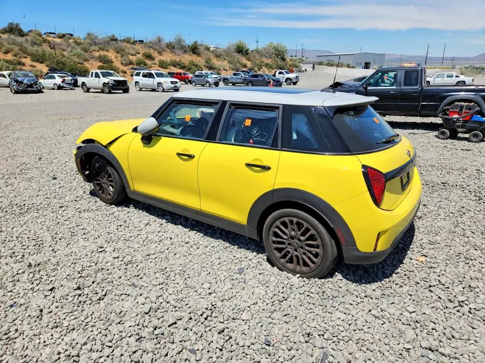 2025 MINI COOPER S  